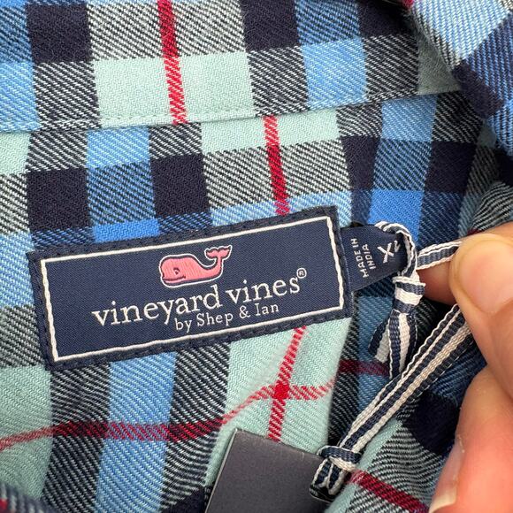 NWT Men’s Vineyard Vines Blue Classic Fit Flannel Plaid Whale Shirt Size XL - Picture 4 of 8